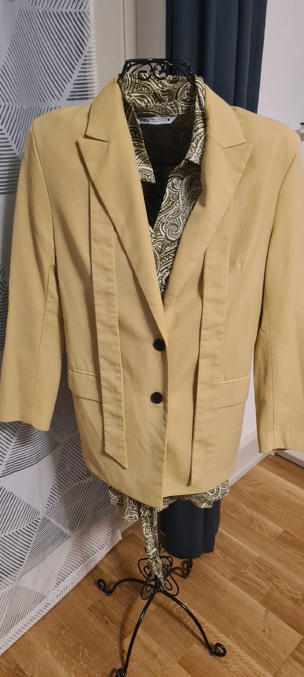 Zara Giacche: blaser von zara gr S – Nuovo (secondo la descrizione) da zürich venduto da janjaz