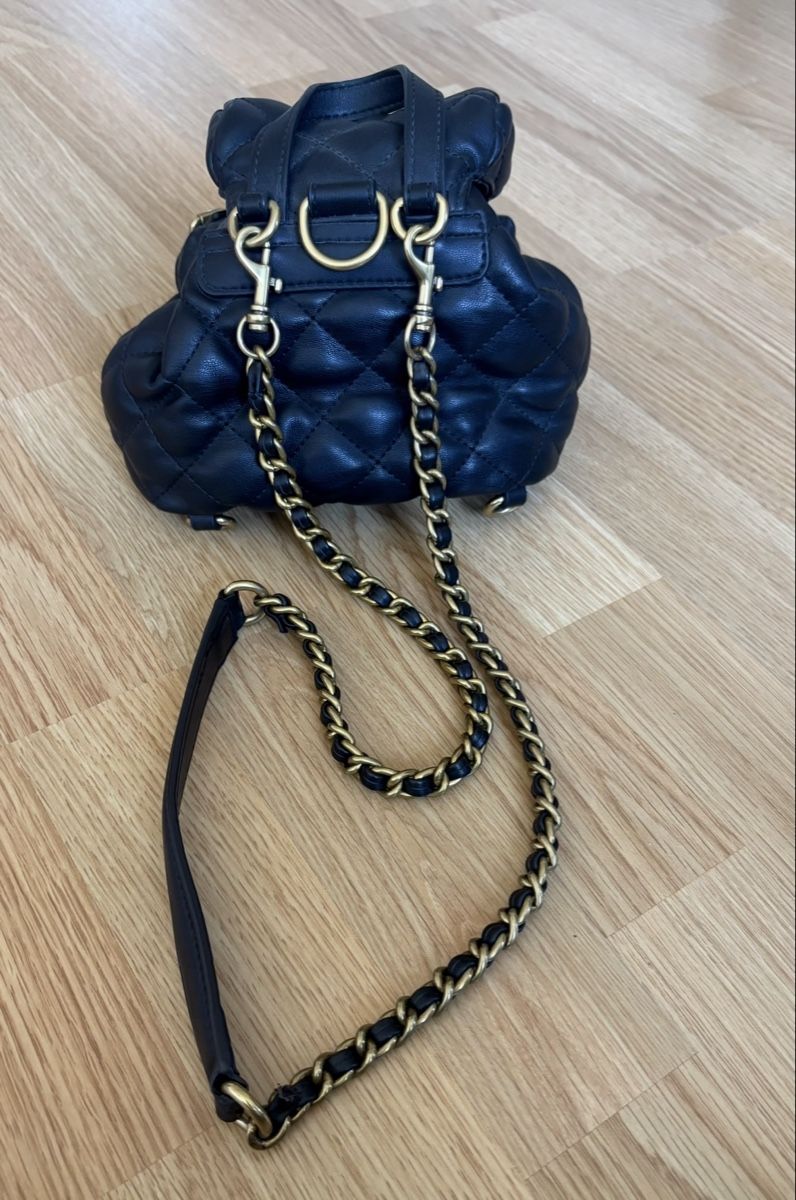 Versace Sacs femmes: Versace Jeans Couture Quilted Tasche Mini Backpack – Neuf (Voir description) à Zürich par iphigenie666 1