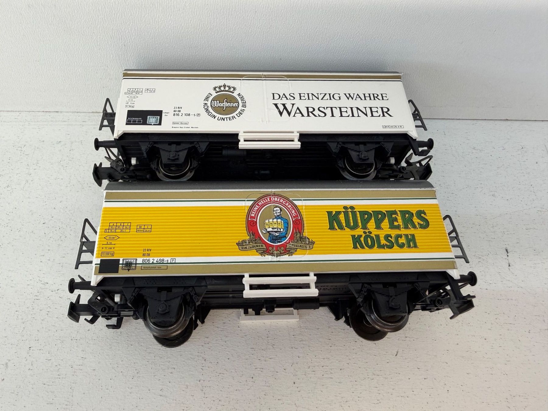 Märklin Modellini di ferrovie: Märklin 4417 + 44178 Güterwagen gedeckte Bierwagen DB – Usato da Büsserach venduto da ModellbahnDepot 2