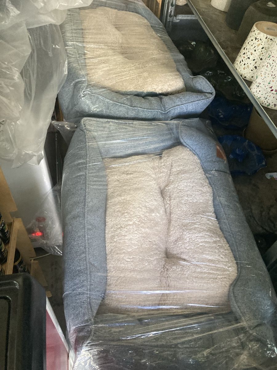 Liege- & Schlafplätze: Grosser Posten Hundebedarf – Neu und originalverpackt aus Winterthur von ele_ct6p 6