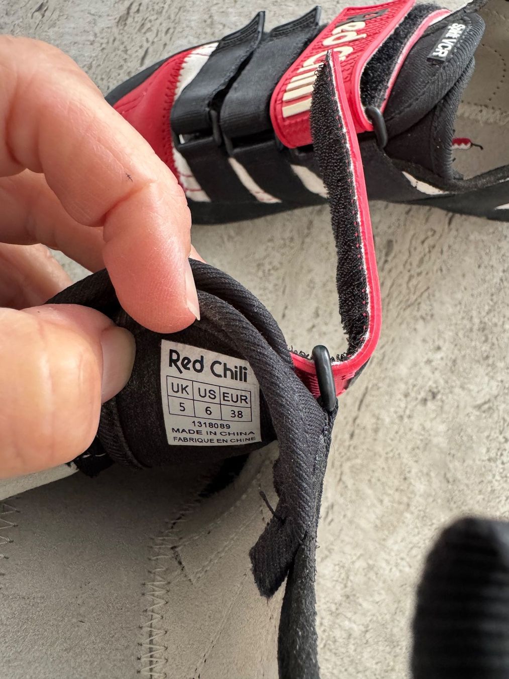 Scarpe da uomo: Kletterschuhe Red Chili Gr. 38 – Usato da Bütschwil venduto da Chewies 2