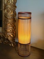 'Asiatische' Lampe mit Reispapier und Holz