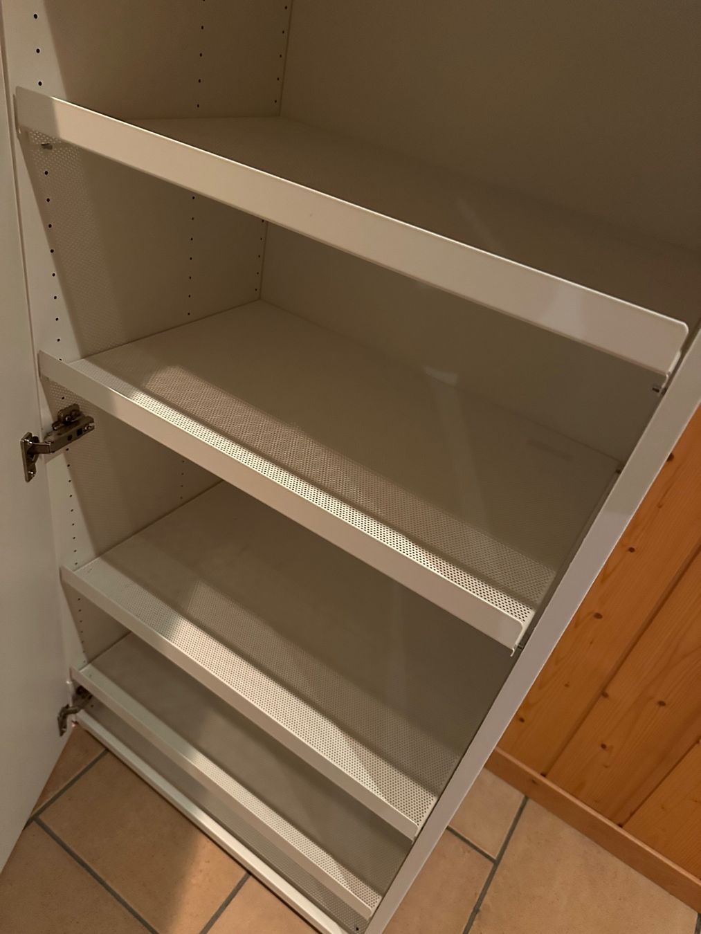 Ikea Porte manteau: Garderoben- & Schuhschrank IKEA – D'occasion à Trimstein par ath. 1