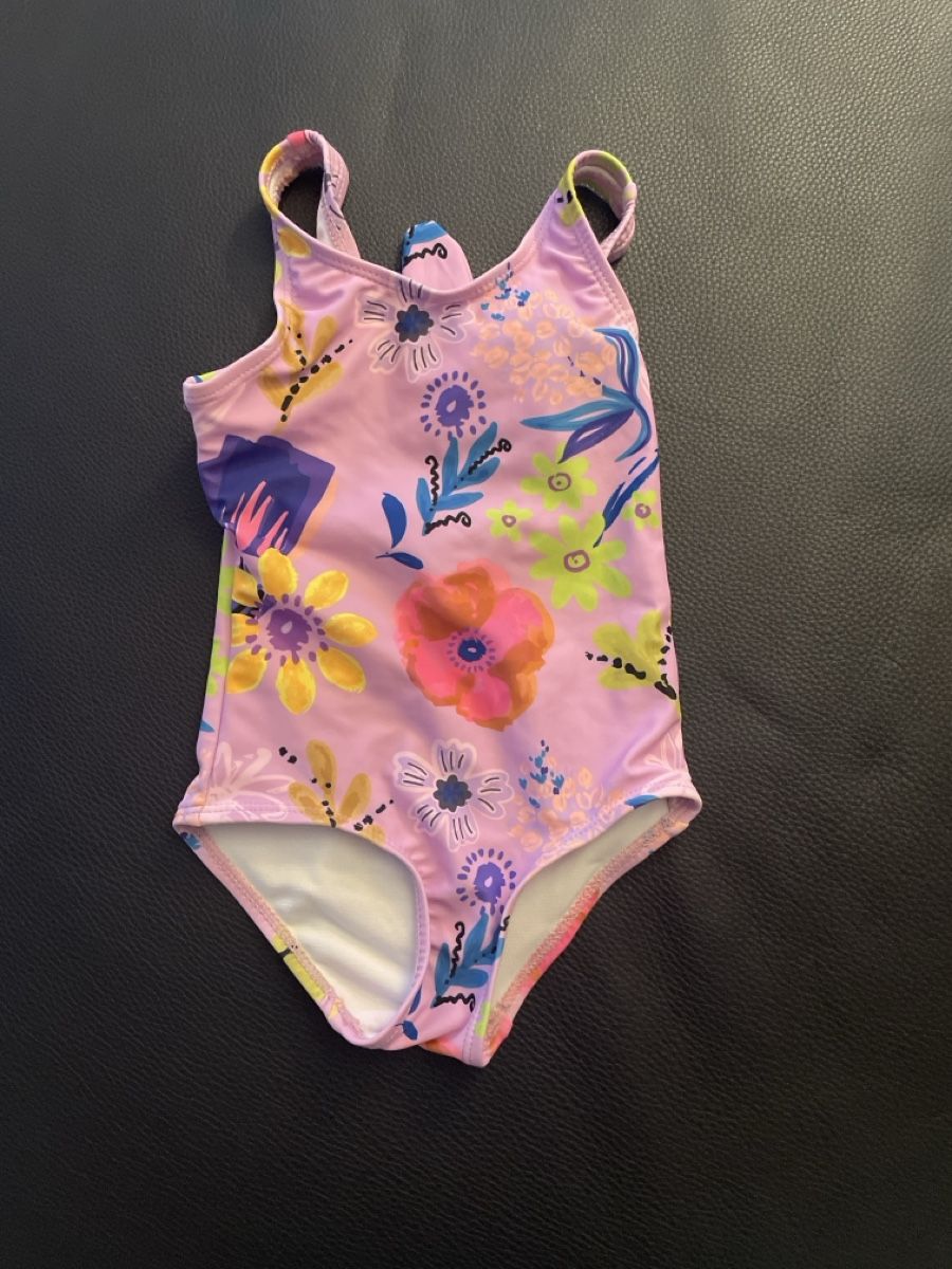 Costumi da bagno & Bikini: Pusblu Badeanzug, Gr. 92, Blumenmuster, neu – Nuovo (secondo la descrizione) da Weiningen ZH venduto da wunderkaro