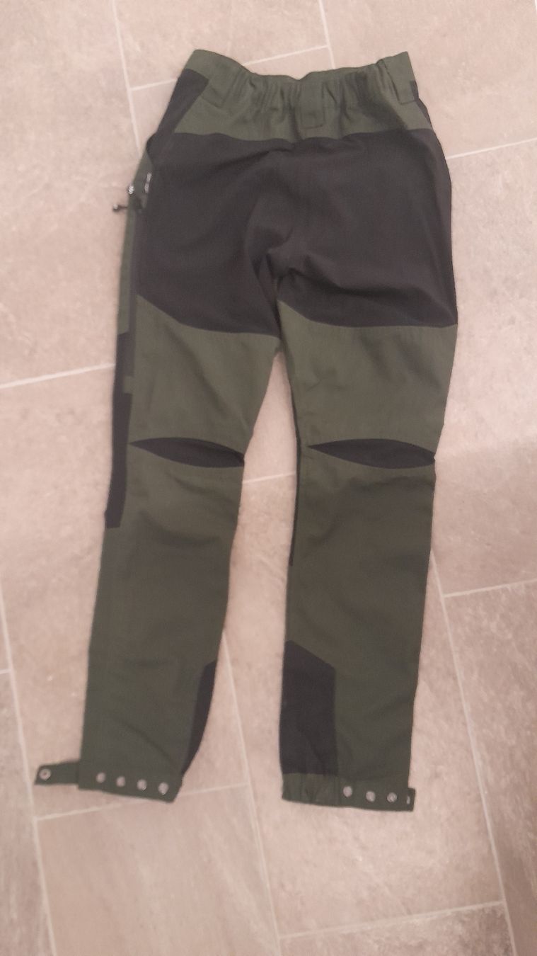 RevolutionRace Pantaloni: Pantalon outdoor RVRC – Nuovo (secondo la descrizione) da Poliez-Pittet venduto da wilmout3 3
