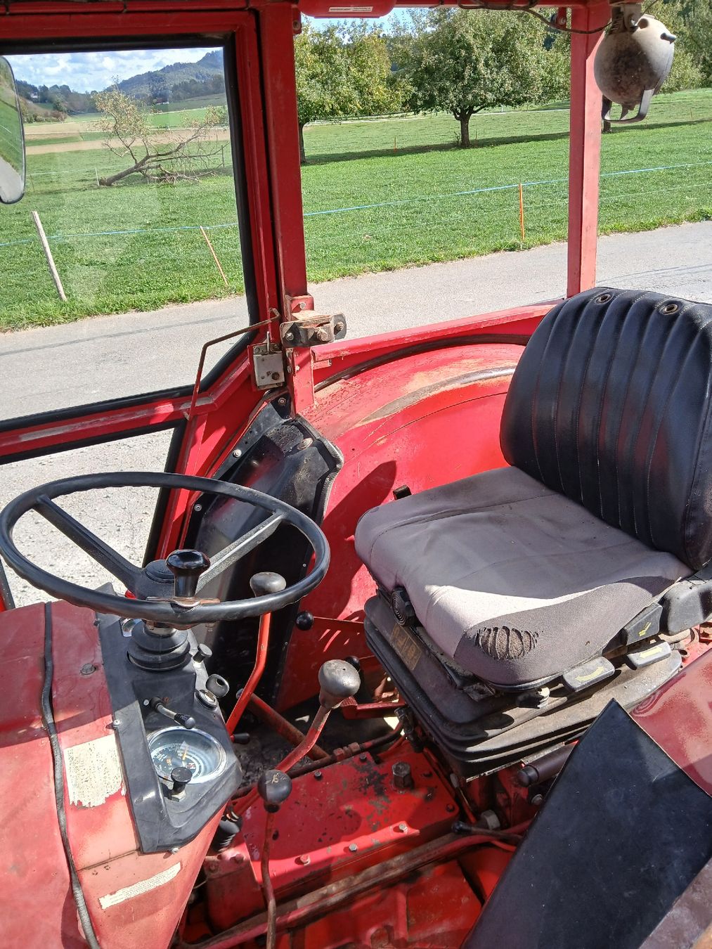 IHC Tracteurs: IHC 733 – D'occasion à Elgg par Domi1060 4