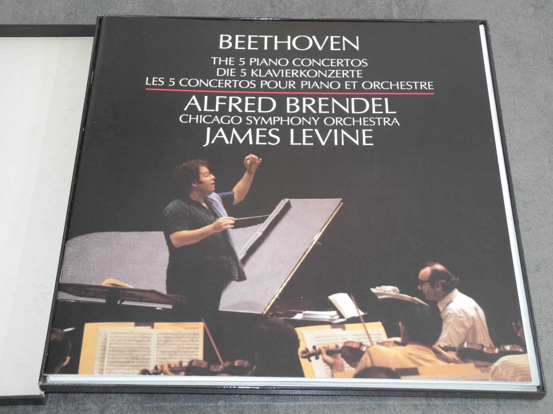 Dischi in vinile: BEETHOVEN: KLAVIERKONZERTE - BRENDEL / LEVINE - PHILIPS- 4LP – Nuovo (secondo la descrizione) da Fahrwangen venduto da Swirl2 1