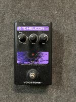 TC Helicon Voicetone X1 Megaphone & Distortion Pedal