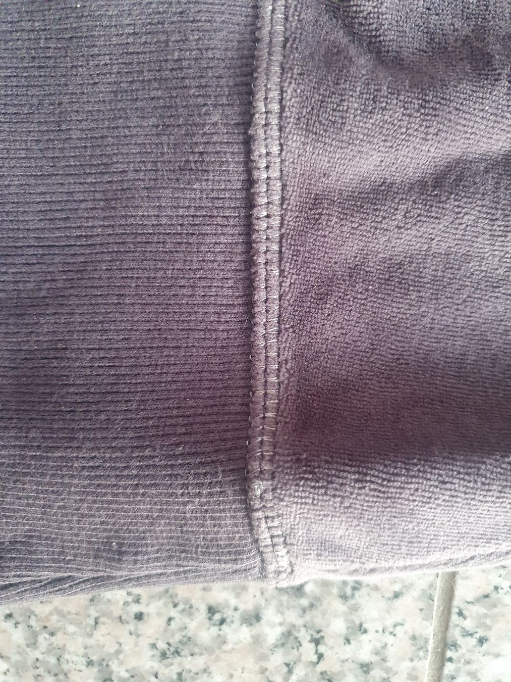 Giacche: Samt Zip-Jacke Grau mit Kapuze – Usato da Moosseedorf venduto da Sonnenschein.. 8