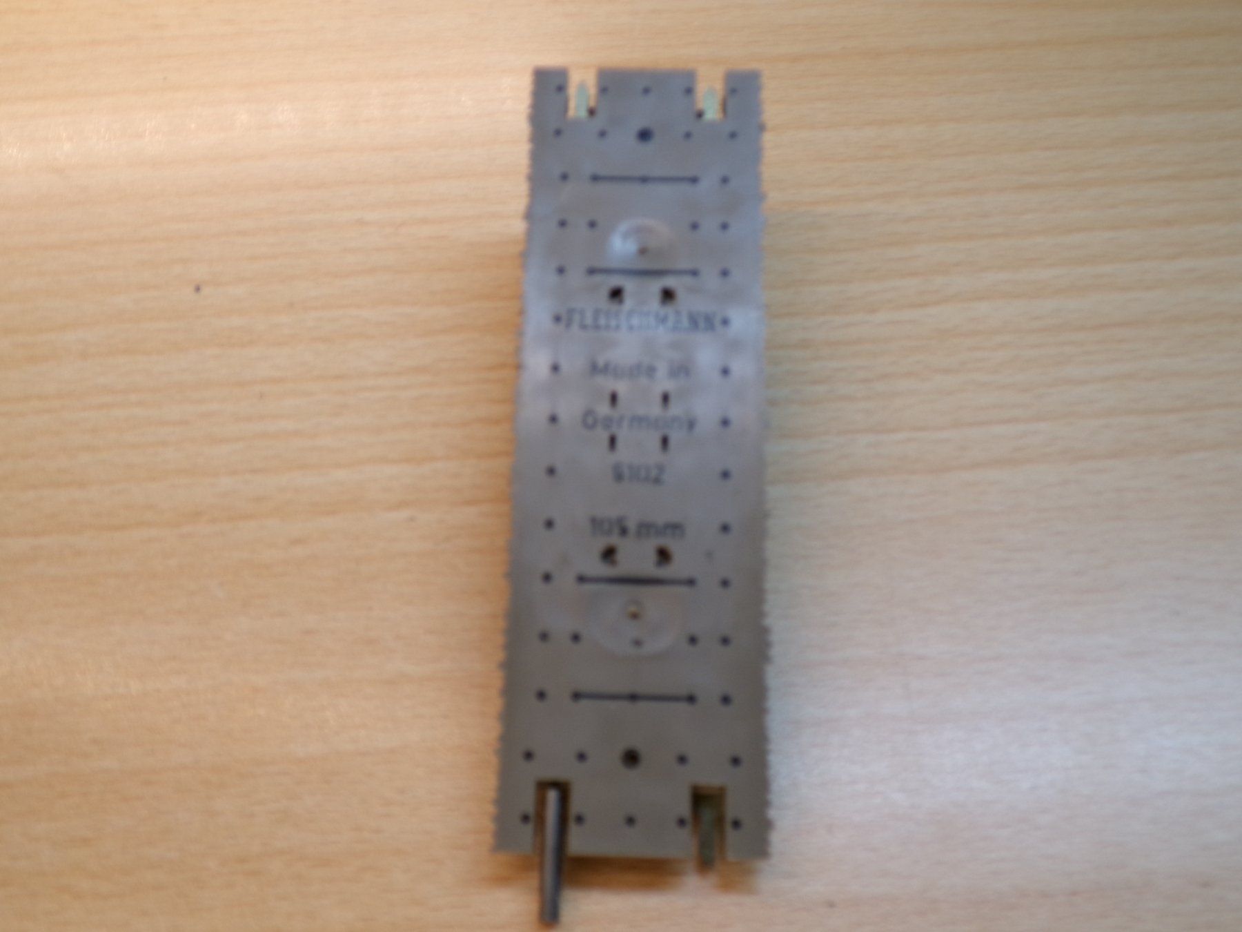 Fleischmann Modellini di ferrovie: Fleischmann H0 Profigleis 1x6116 – Usato da Hombrechtikon venduto da Se9 4