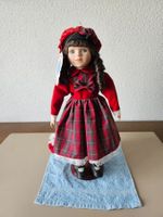 Schöne Puppe aus Mamas Sammlung abzugeben