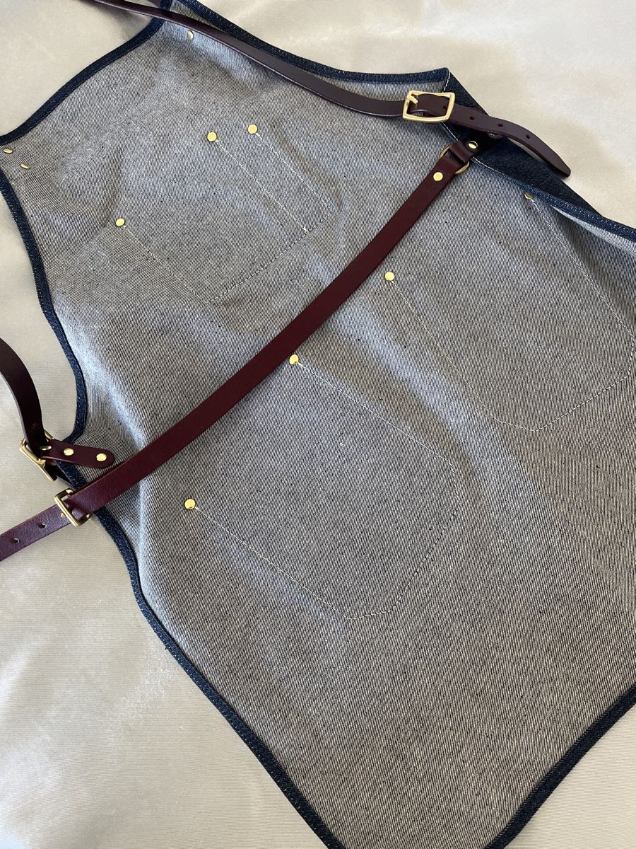 Jeans: Leather Apron New – Neuf avec emballage d'origine à Wallisellen par Chatswood_8hwh 4