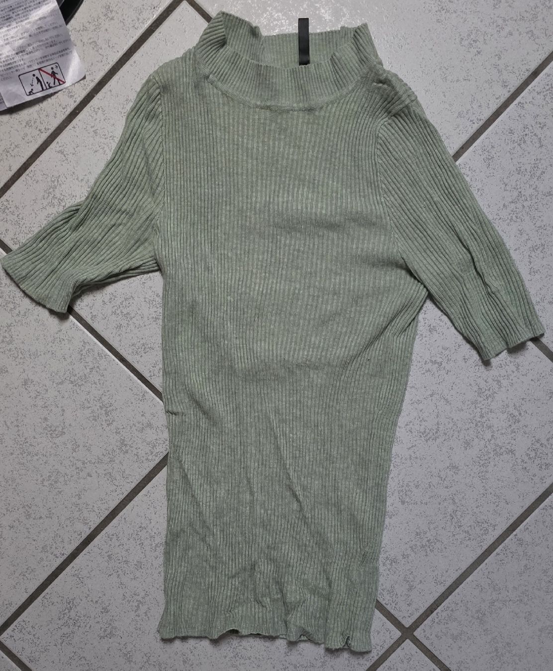 T-shirt: T-Shirt mit Kragen – Usato da Suhr venduto da Design_by_Debi
