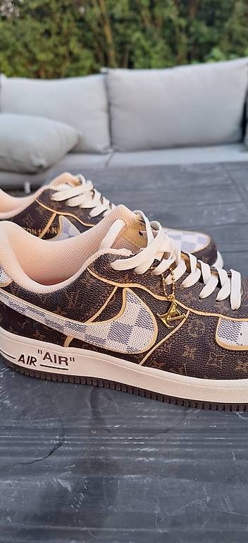 Scarpe da uomo: Nike Air 43.5 – Usato da Dällikon venduto da Martisw7 2