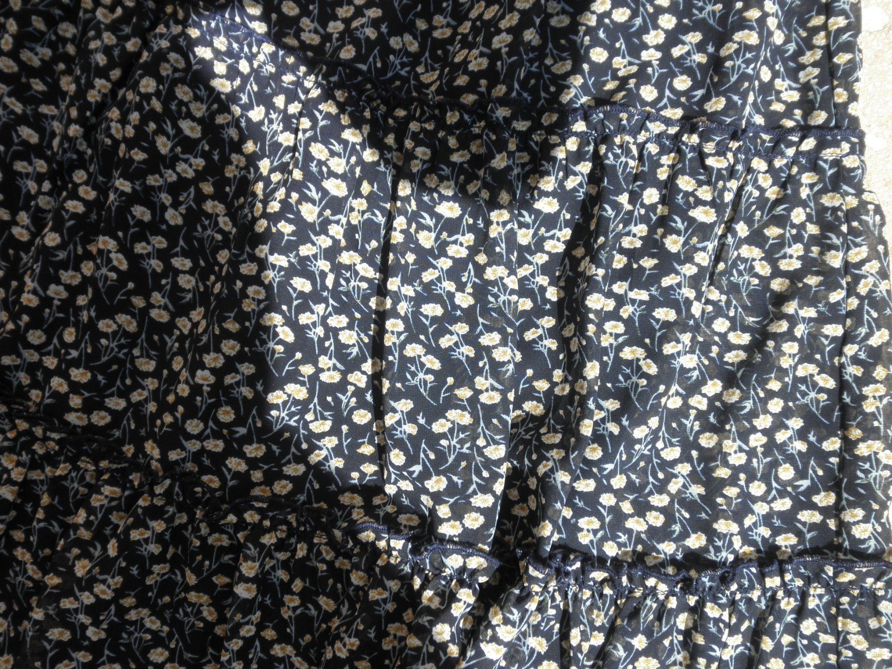Only Vestiti: Kleid Only Pigalle – Nuovo (secondo la descrizione) da Buttwil venduto da Engelhaar 2