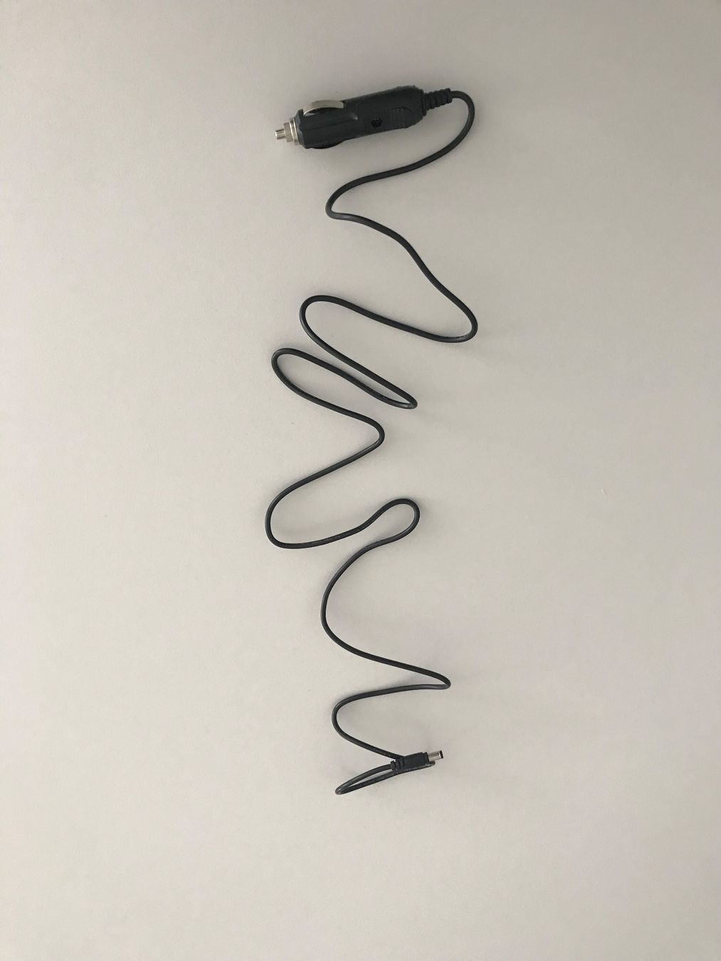 Cavi: Auto Zigarettenanzünder Kabel – Usato da Lausanne venduto da opi_92cn 2