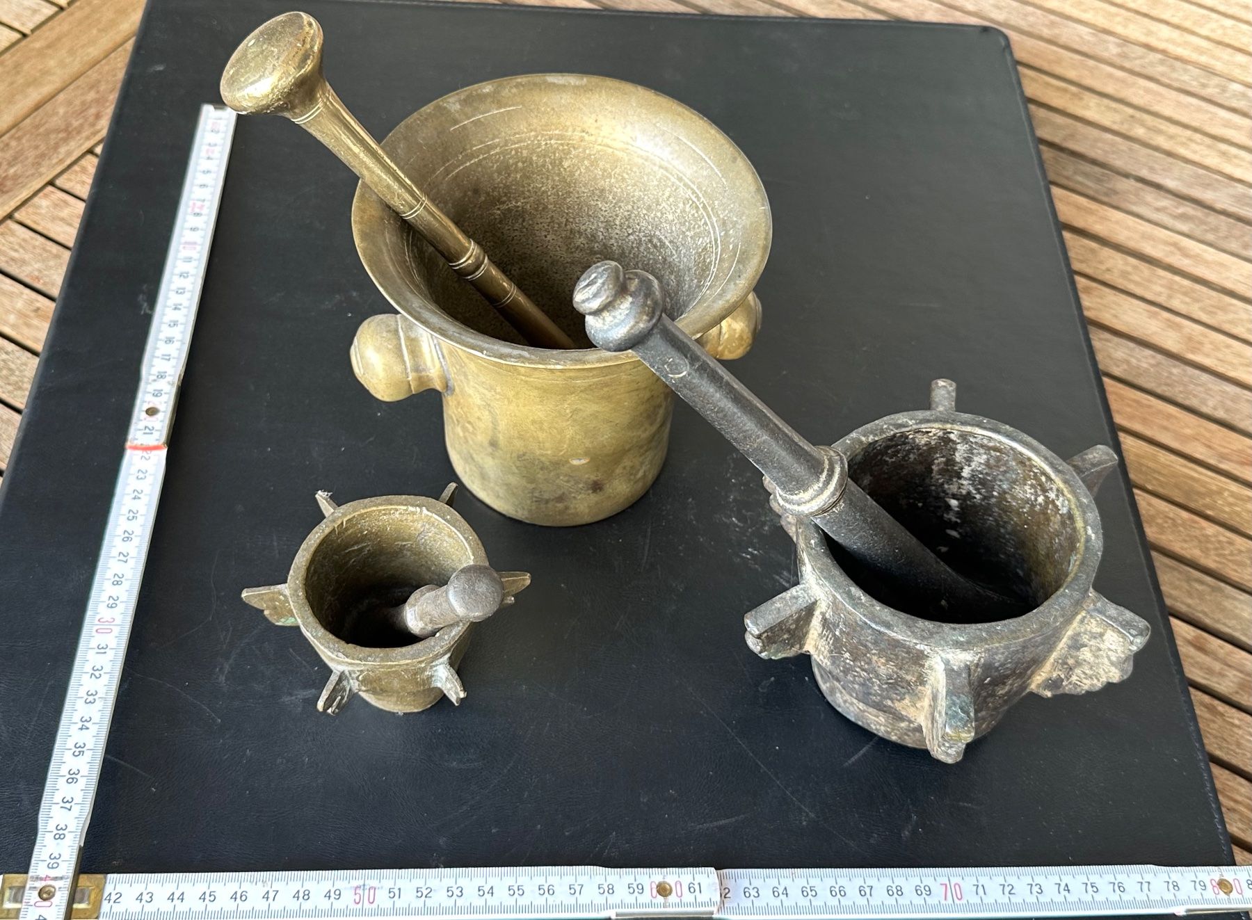 Altro per cucinare: 3 antike Mörser mit Stösseln aus Messing – Usato da Seltisberg venduto da quadartswiss 2