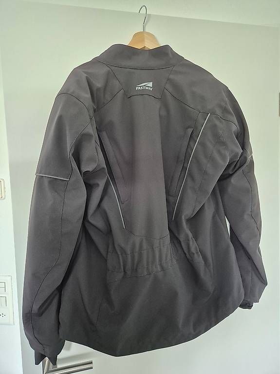 Giacche: Töff Jacke – Usato da Jegenstorf venduto da Glasi100 4