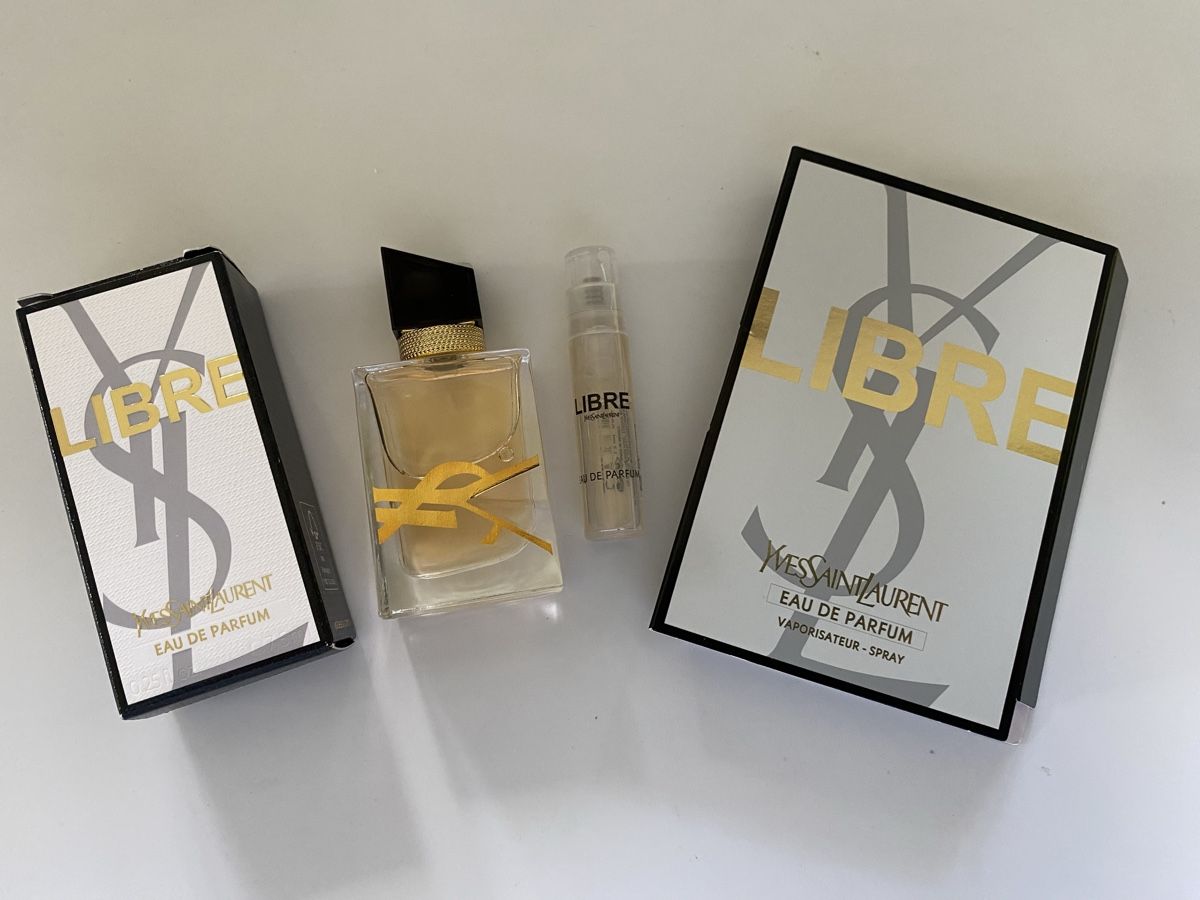 Saint Laurent Profumi & Eau de Toilette: Miniatures Libre Yves Saint-Laurent – Nuovo e nell'imballaggio originale da Bouveret venduto da wes_7zll