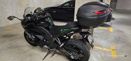 Kawasaki Z 1000 SX Motorrad mit Givi Topcase Top Zustand