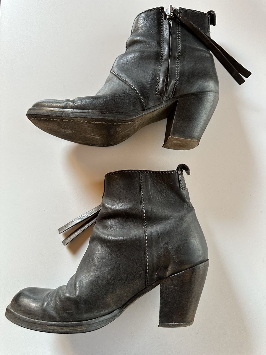 Acne Studios Scarpe da donna: Schwarze Lederstiefeletten, Gr 37Acne Studio – Usato da Himmelried venduto da cookie50000 2