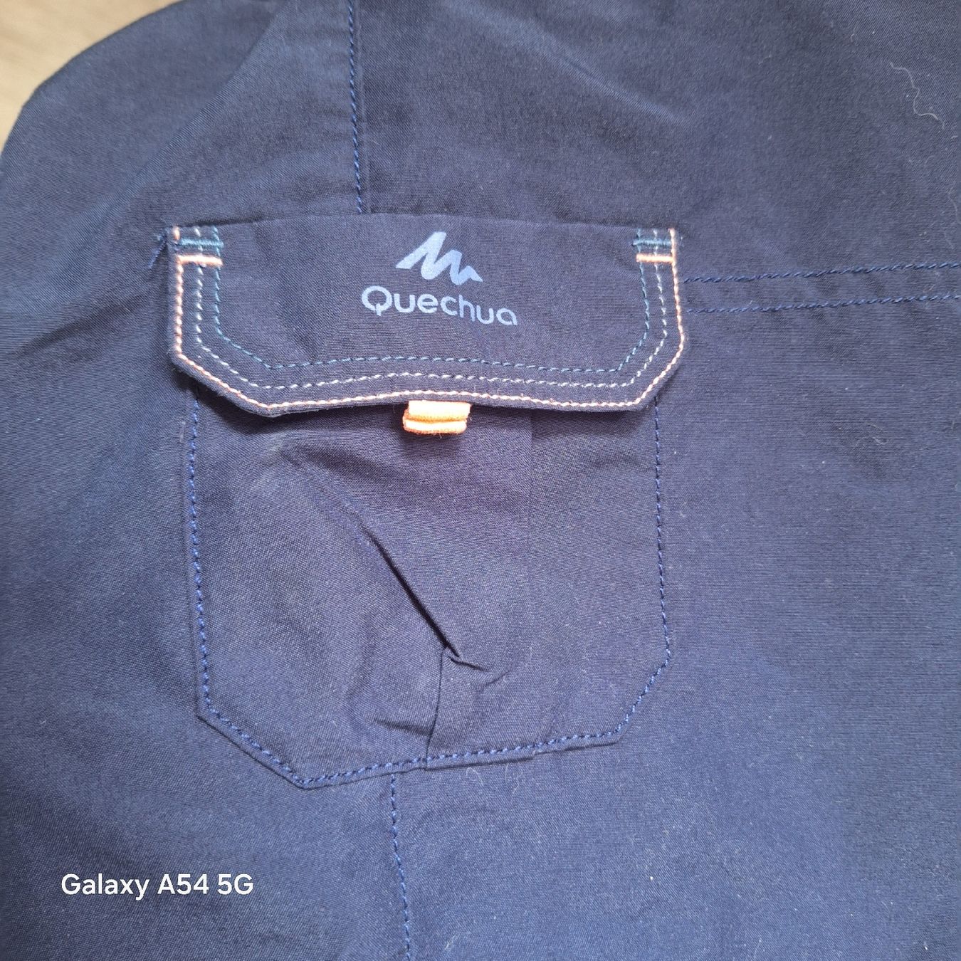 Decathlon Pantaloni: Quechua Wander Shorts, Dunkelblau, Mädchen 5 jährig – Usato da Richterswil venduto da C011 2