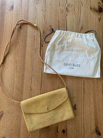 Ann Kurz Damen Umhängetasche Leder Gelb Neu mit Staubbeutel