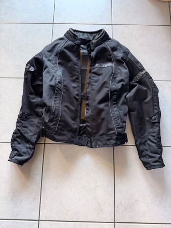 Motorradjacke mit Rückenpanzer und Ellbogenschutz GR.42