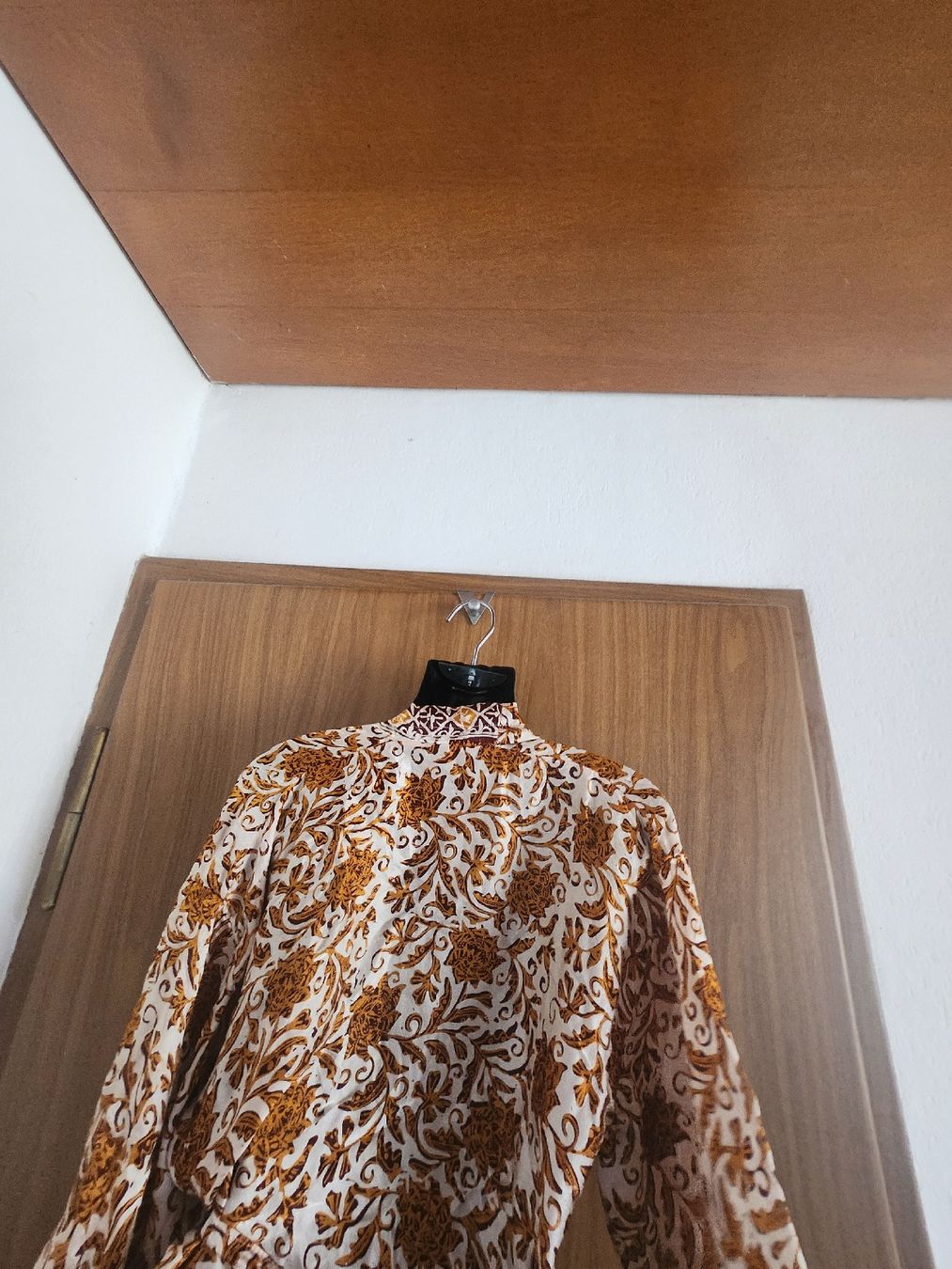 Art international: Robe Kimono 100% Soie T.U – D'occasion à Niedergösgen par Eva2410 3