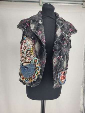 Gilet pièce unique, taille M - comme neuf