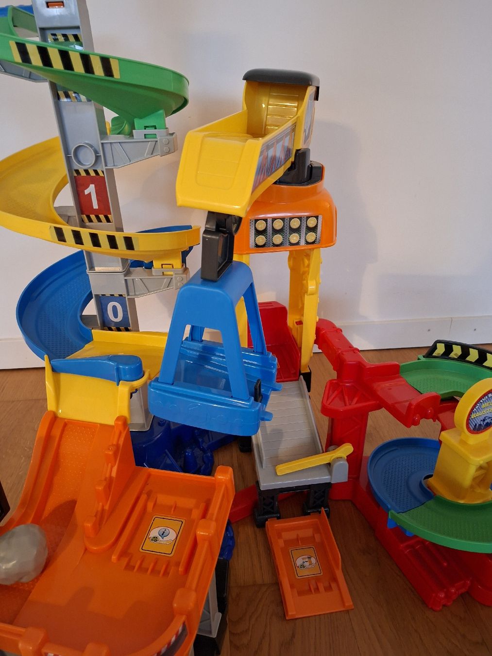 Vtech Jouets: Vtech Baustelle / Garage – D'occasion à Jona par joy_8gp9 1