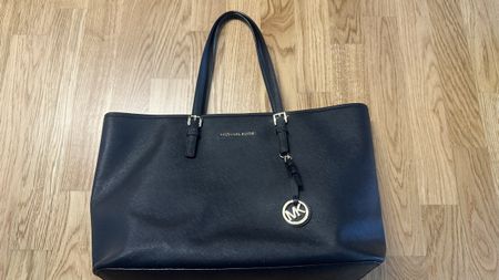 Michael Kors Jet Set Travel Tasche