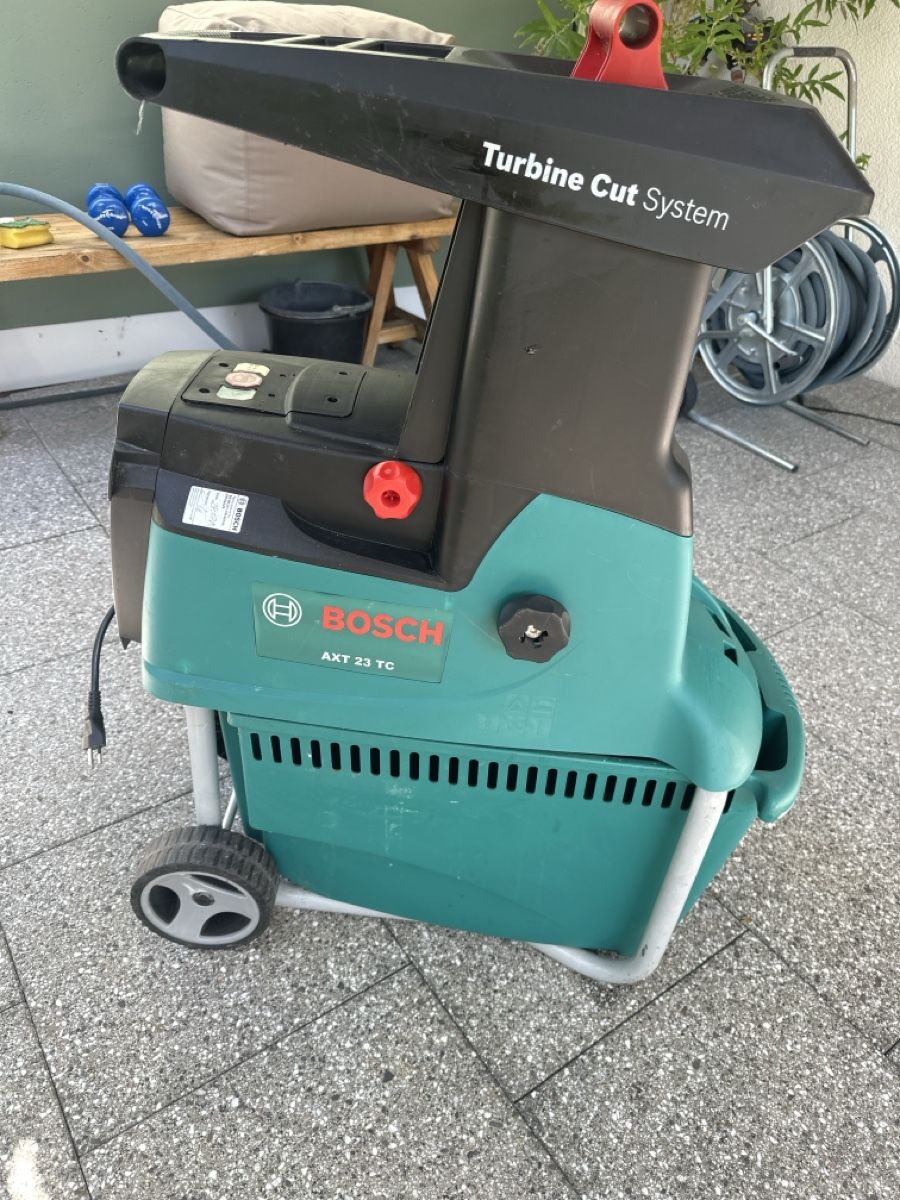 Bosch Trinciatrici: BOSCH Gartenhäcksler gebraucht – Usato da Lauerz venduto da RogerH05 5