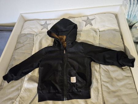 Jacke Grösse 92