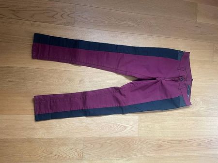 Figurbetonte Hose