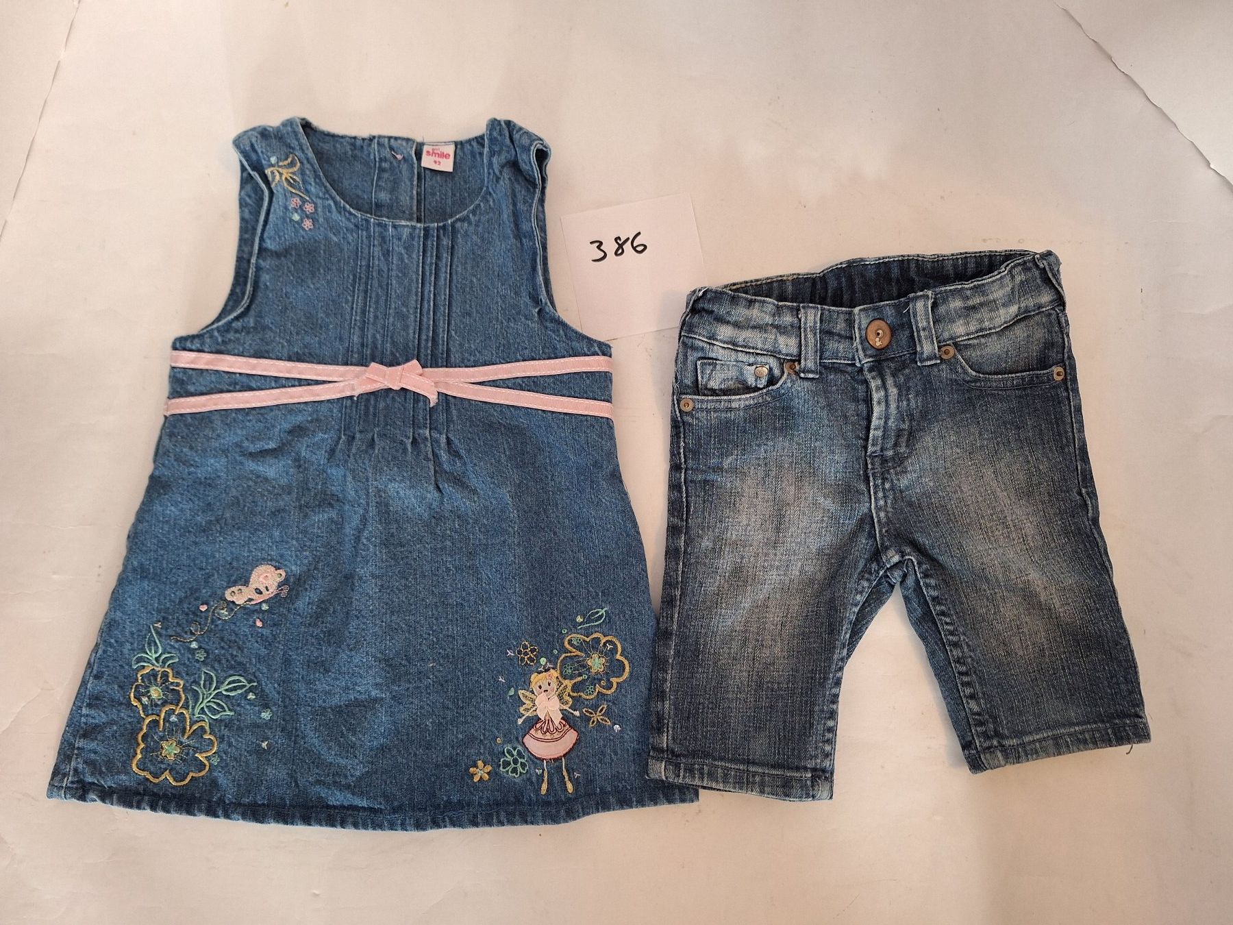 Lotti & Set di vestiti: Kleiderpaket Jeans 92 Mädchen – Usato da Chur venduto da copino