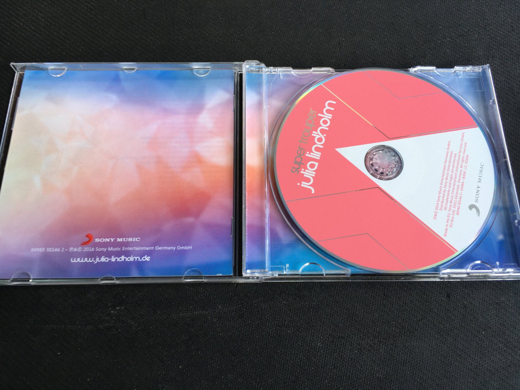CD: Julia Lindholm - Super Trouper -CD- – Usato da St.Gallen venduto da MedienJoe 1