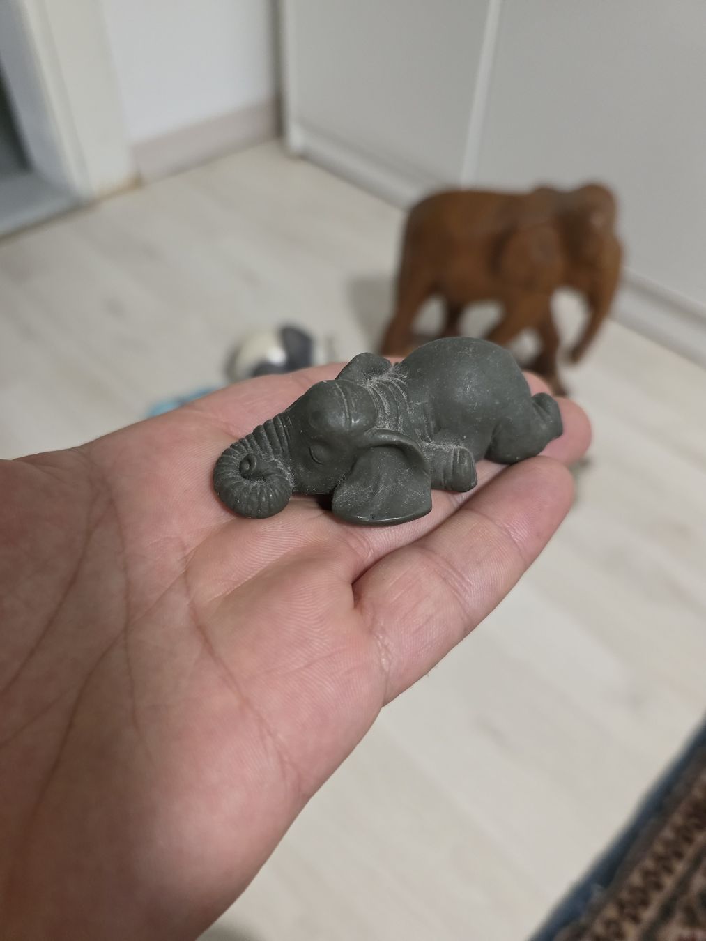 Statuette: Deko Elefanten-Sammlung verschiedene Materialien gebraucht – Usato da Schöftland venduto da Aktion56 1