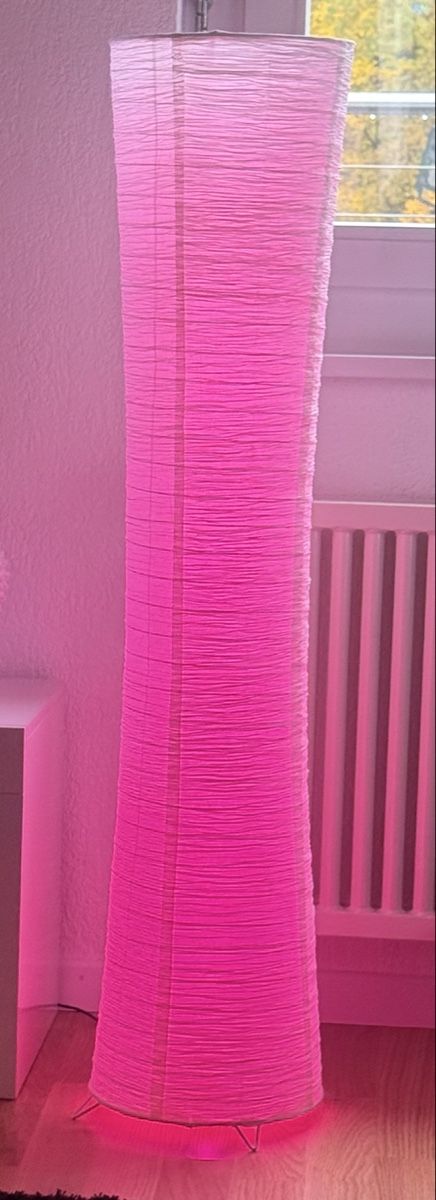 Lampade: Stehlampe mit Farbenwechsel – Nuovo e nell'imballaggio originale da ittigen venduto da huba01