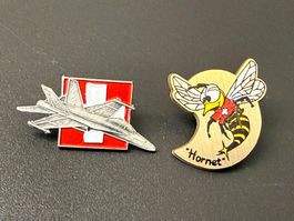 2 Pins F/A18 Schweizer Luftwaffe