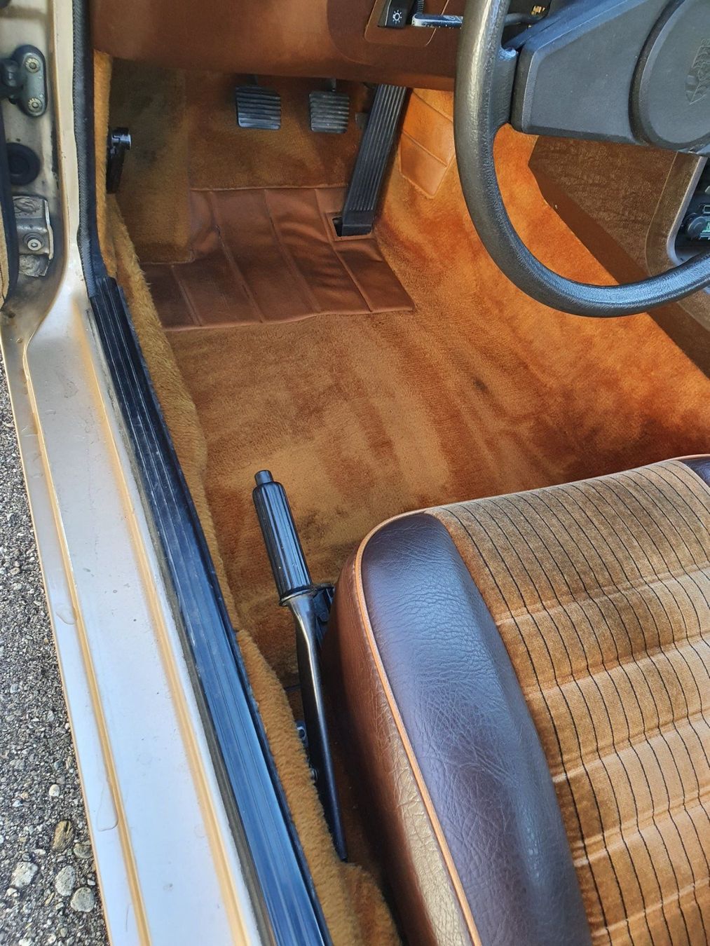 Automobili: PORSCHE 924 – Usato da Meiringen venduto da Vwja75 7