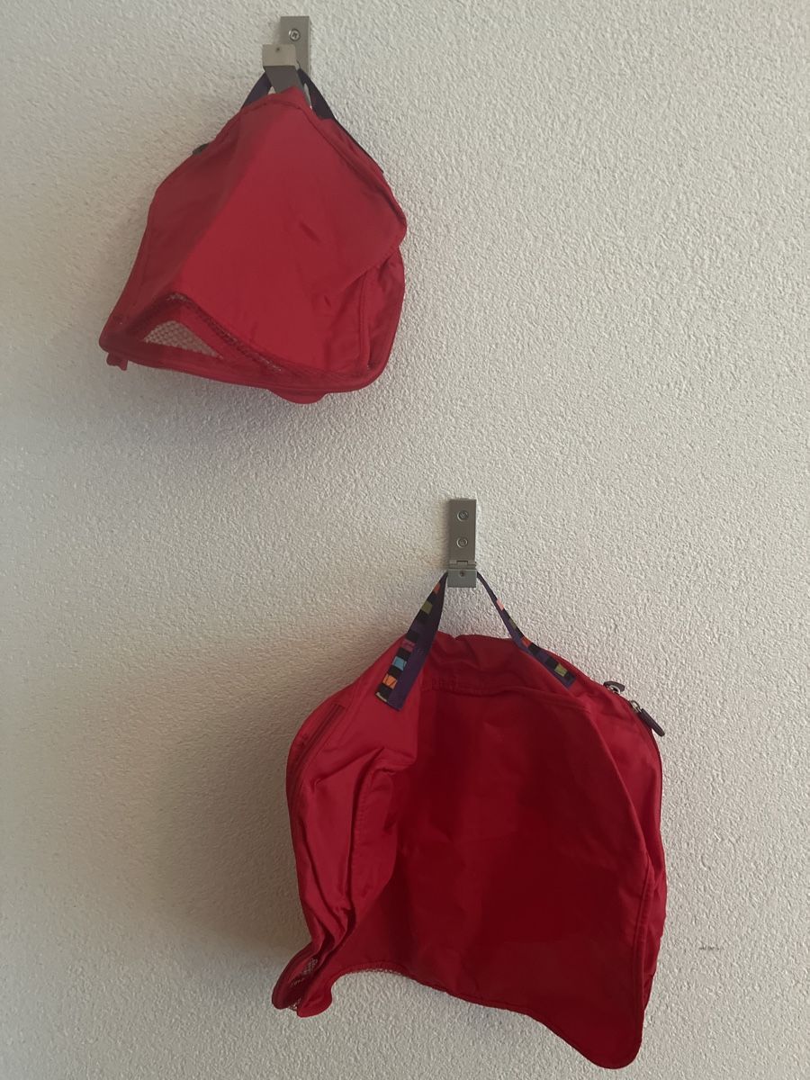 Valigie: Carré pour valise – Nuovo (secondo la descrizione) da Mont-sur-Lausanne venduto da Pioutch 1