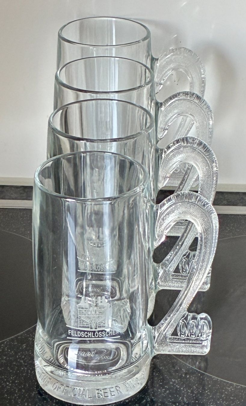 Feldschlösschen Bicchieri: 4 Millenium 2000 Biergläser Feldschlösschen – Usato da Kloten venduto da Nephty 5