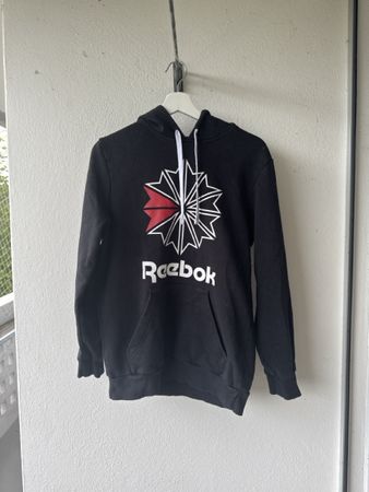 Reebok Hoodie Schwarz Gr. S- Perfekt fuer kuele Herbsttage!