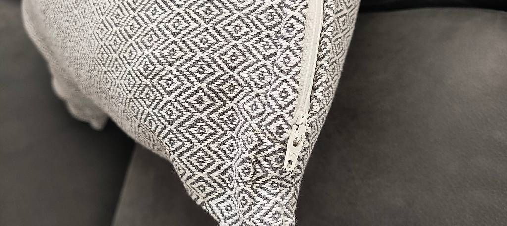 Micasa Coussins: 2 SOFA - Kissen – D'occasion à Uhwiesen par quodlibet16 1