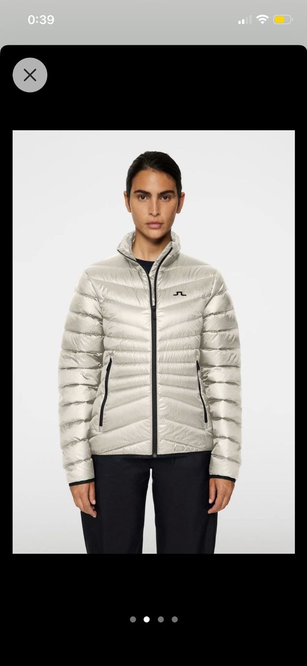 Lindeberg Giacche: J.LINDEBERG Damen Lara Light Down Jacket Gr. M – Nuovo (secondo la descrizione) da Herrliberg venduto da spunggi 1
