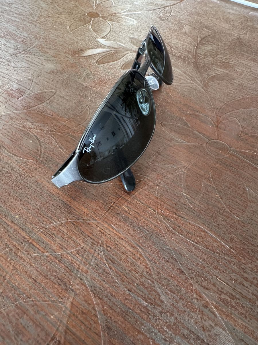 Ray-Ban Brillen & Gläser: Lunette RayBan vintage  – Gebraucht aus Tolochenaz von EltonB 1