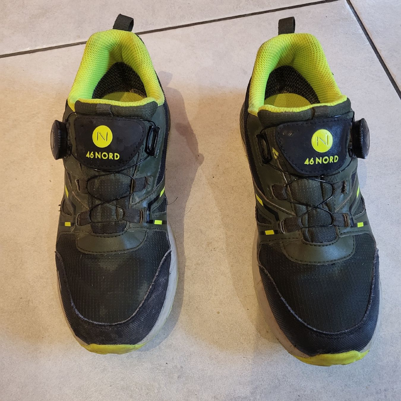 Scarpe da uomo: Nord Trekkingschuh Gr.37 – Usato da tscherlach venduto da rudolf1979