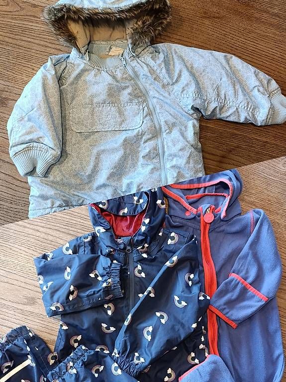 Lotti & Set di vestiti: Mädchen Kleider Paket Gr. 86, 42 Teile – Usato da Steinen venduto da Jules_Sch 1