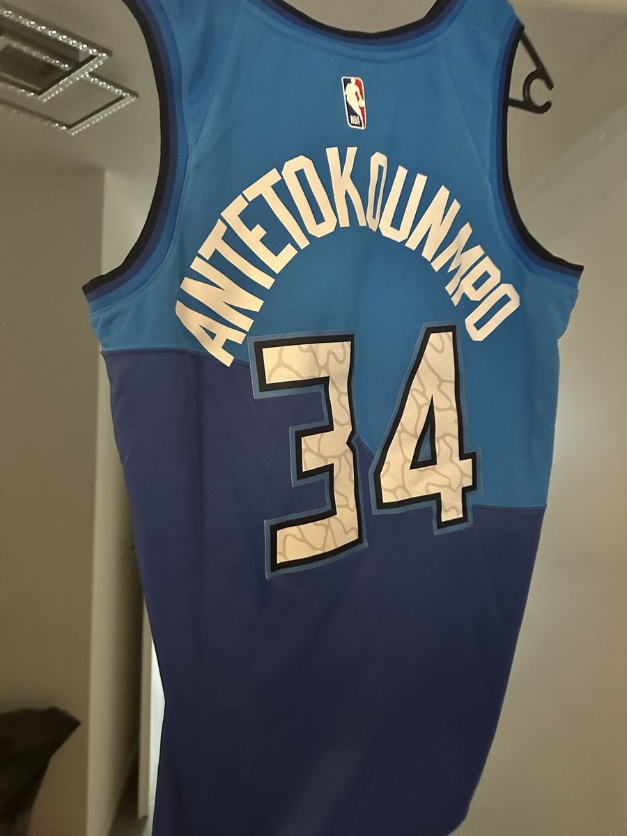 Nike Canottiere & Pantaloni: Maillot Milwaukee 34 taille 52 – Nuovo (secondo la descrizione) da Grancy venduto da arn_lmj6 1